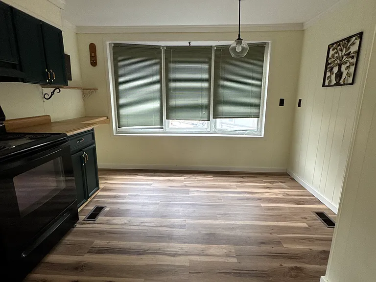 14 Slater Ave — Photo 8