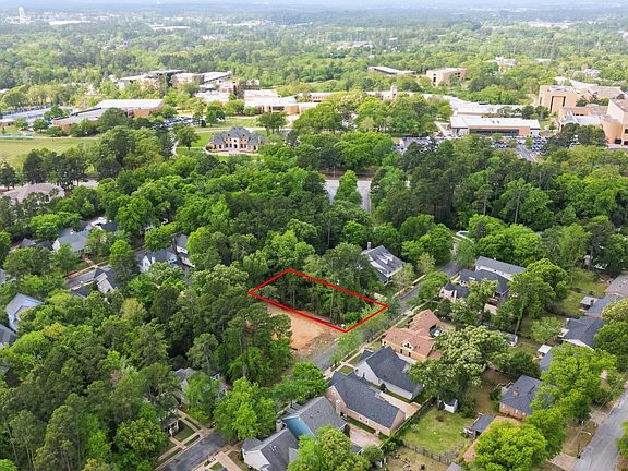 2nd image of 3933 Charleston Park