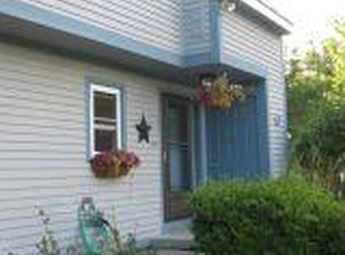 59 New Hampshire Dr, Webster, NH 03303