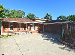 4123 Augusta Dr, Crown Point, IN 46307