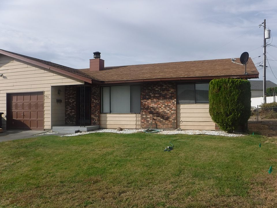 1st image of 810 N Evelyn Dr