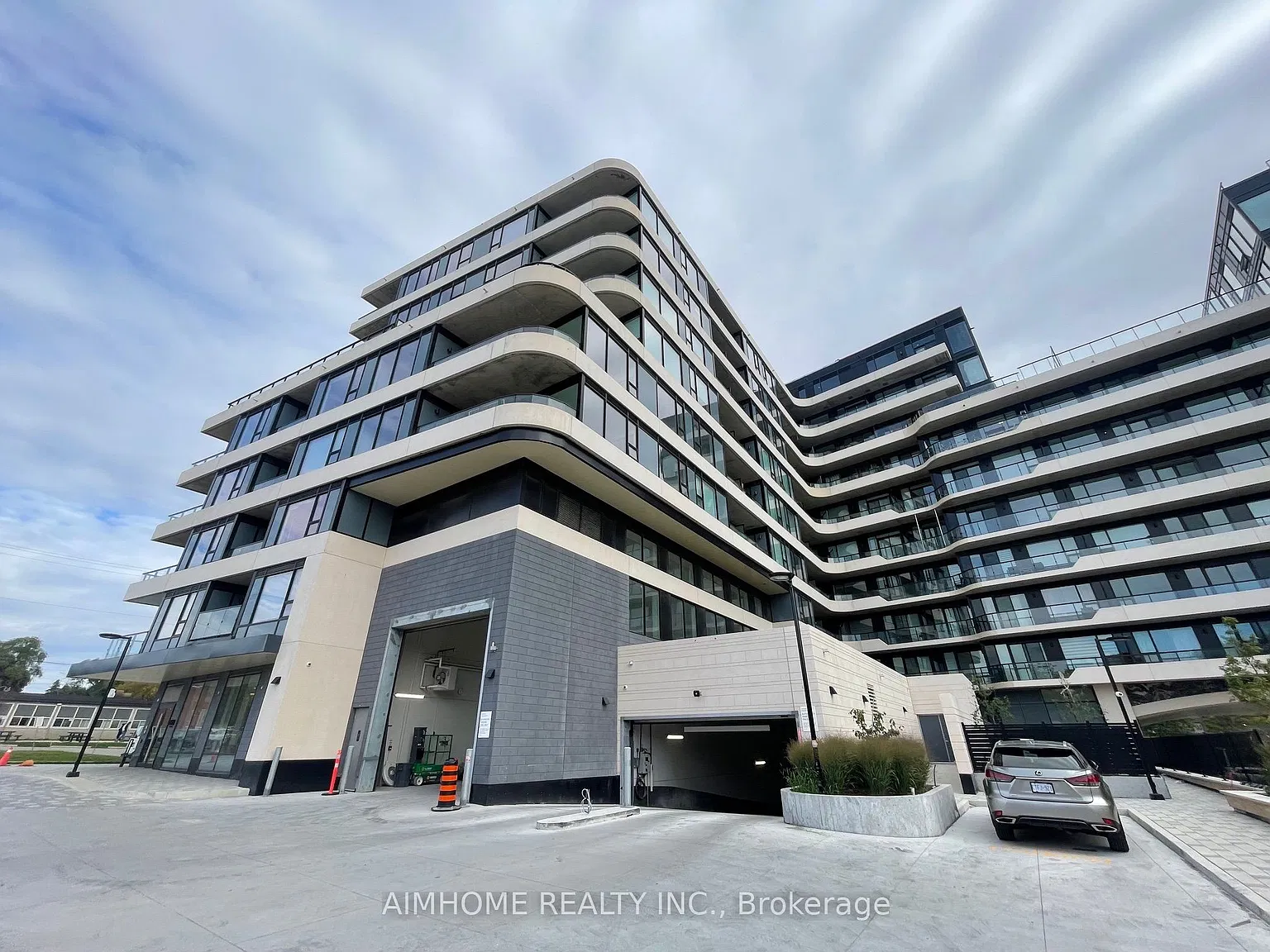 2 bed, $2,450 — Photo 3