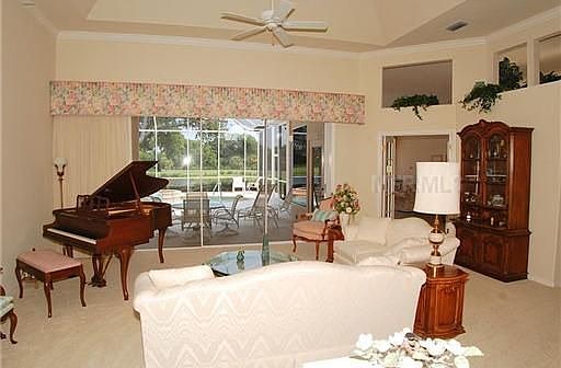 2nd image of 425 Fieldstone Dr