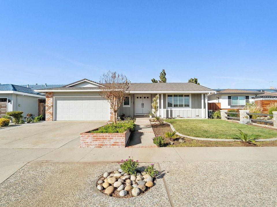 1st image of 5819 Soltero Dr