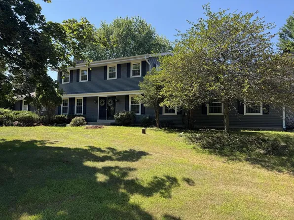 W377S2161 Gramling LANE, Dousman, WI 53118