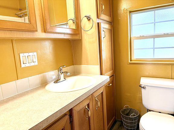 5th image of 131 Rueckle Rd #242