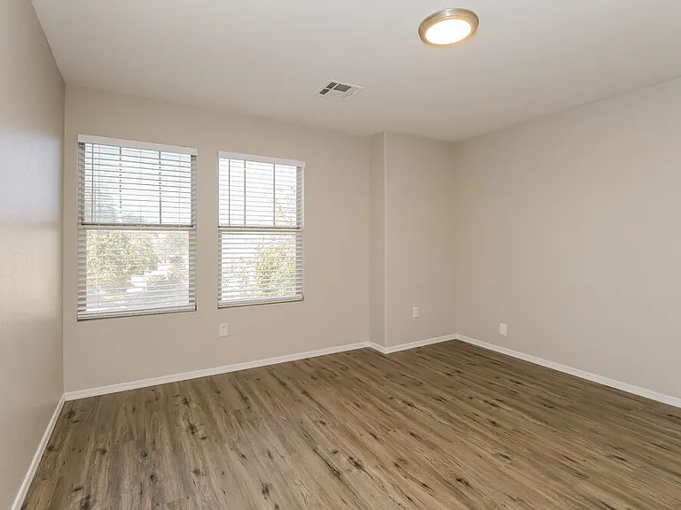 2959 S Del Rancho Cir — Photo 13