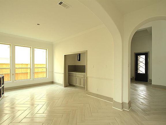 5th image of 1273 Portefino Ln