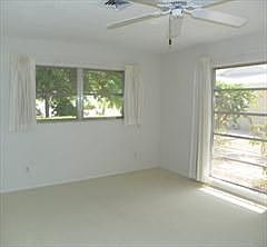 4th image of 916 Contento Cir