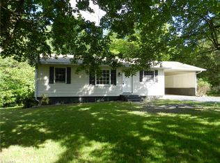 742 Gold Hill Rd, Asheboro, NC 27203