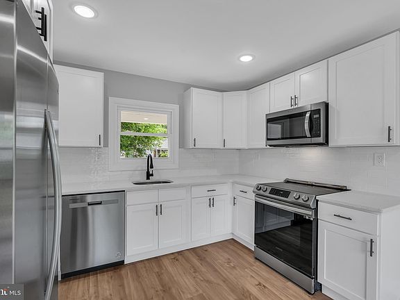 2nd image of 14 Evergreen Dr