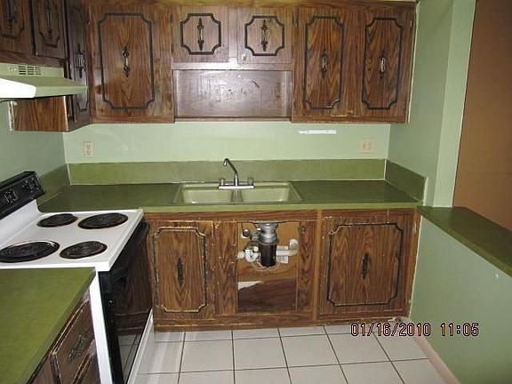 3rd image of 4109 NW 88th Ave APT 105