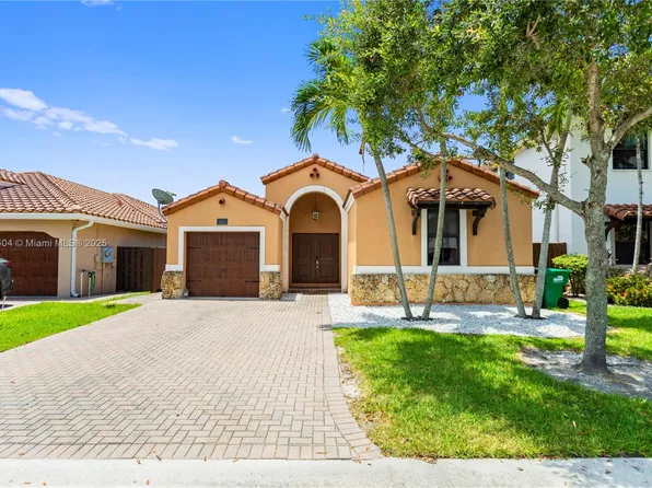 9948 NW 10th Ter, Miami, FL 33172