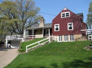 3040 Carroll Dr SE, Cedar Rapids, IA 52403