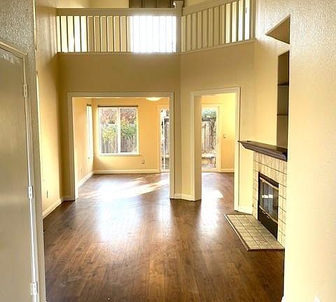3rd image of 4246 Maher St