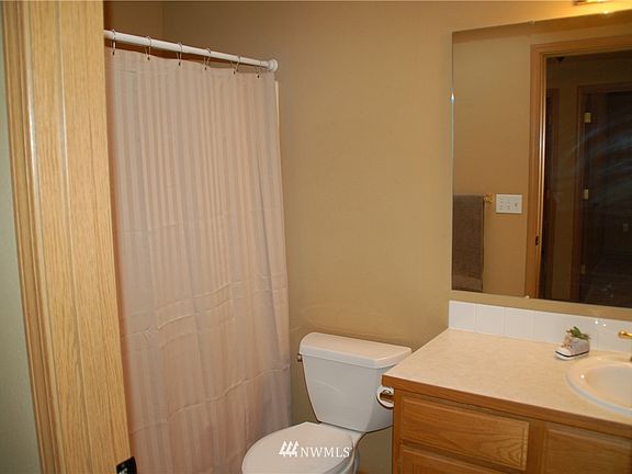 5th image of 1317 19th StPl NW