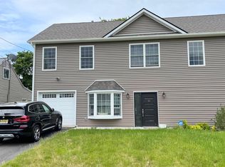 121 Idlewild Rd, Edison, NJ 08817