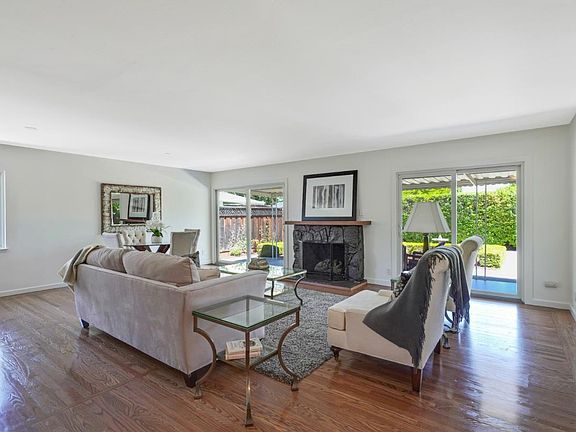 5th image of 16 Shaw Ct