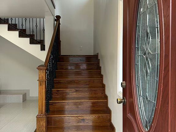 2nd image of 1816B Palolo Ave #1