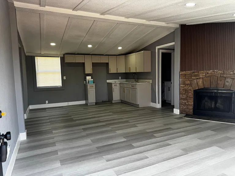 4760 Oleno Ave — Photo 13
