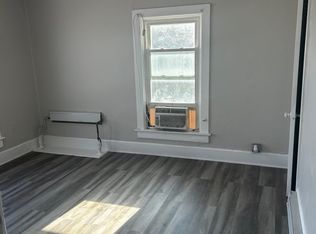 1522 S 29th St APT 3, Omaha, NE 68105
