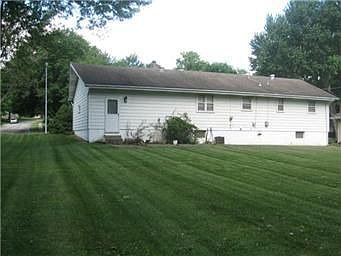 3rd image of 10011 Lydia Ave