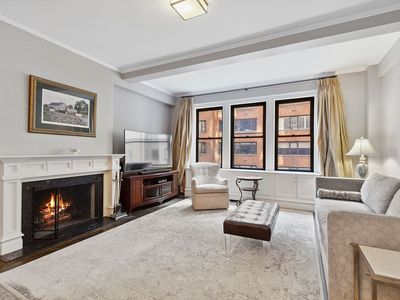 410 E 57th St APT 6-D, Manhattan, NY, 10022