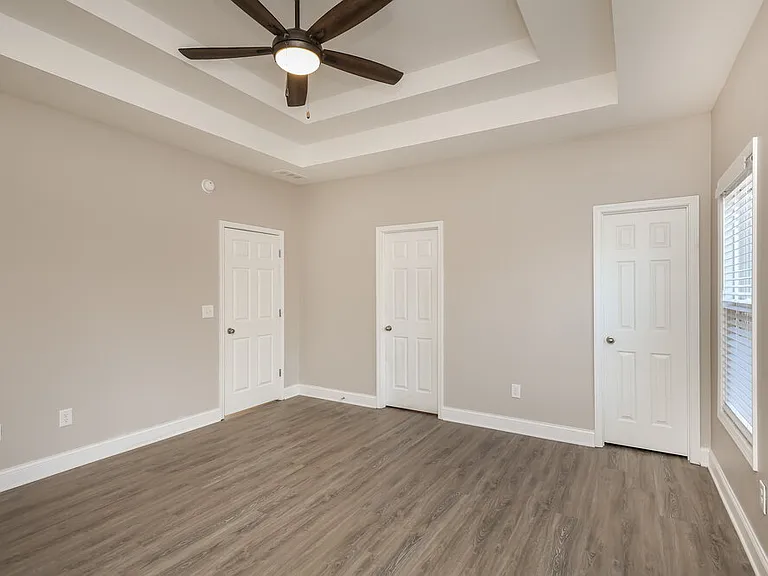 80 Emmette Dr — Photo 10
