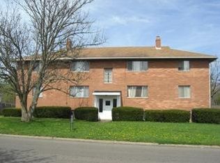 482 Treeside Dr APT 2, Akron, OH 44313