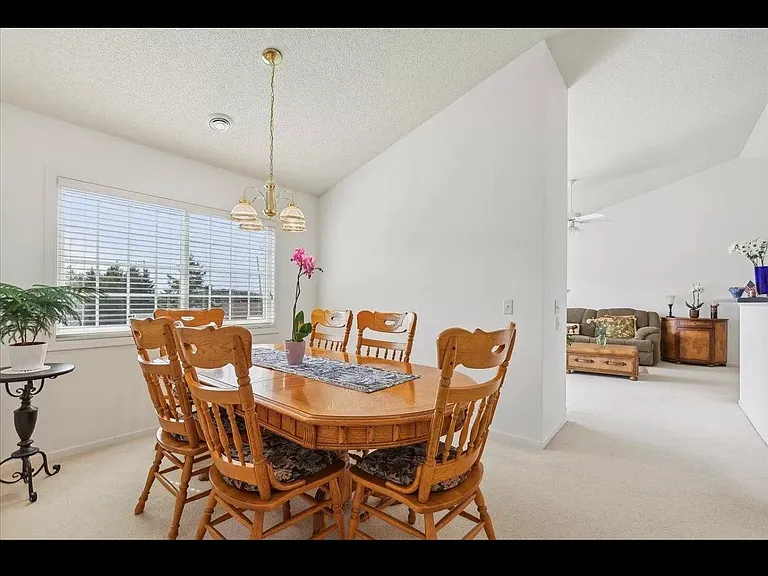 1203 Timber Way — Photo 4
