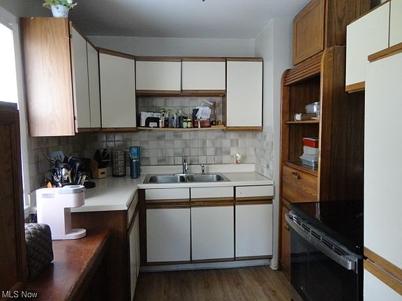 5th image of 4507 Milford Ave