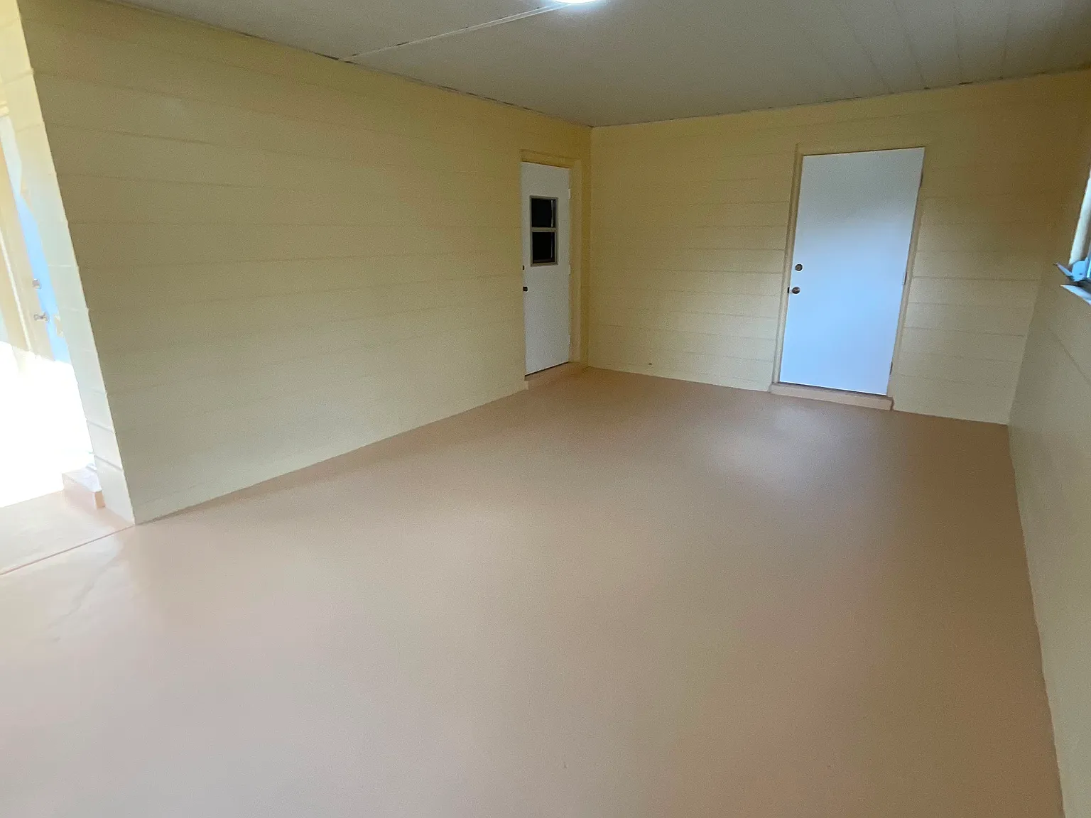 3 bed, 1377 sqft, $1,700 — Photo 4
