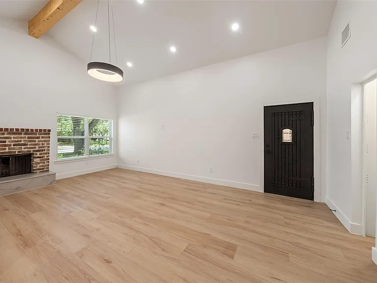 9323 Portal Dr — Photo 11