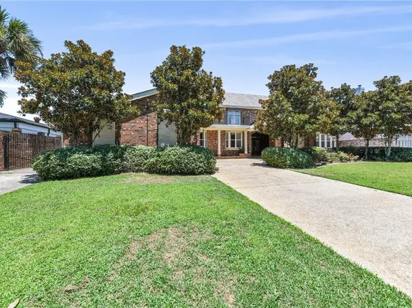 5961 Wright Rd, New Orleans, LA 70128