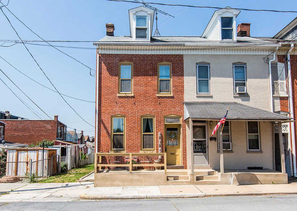 1st image of 116 N 8th St
