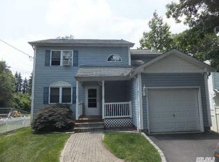 2463 New York Ave, Melville, NY 11747