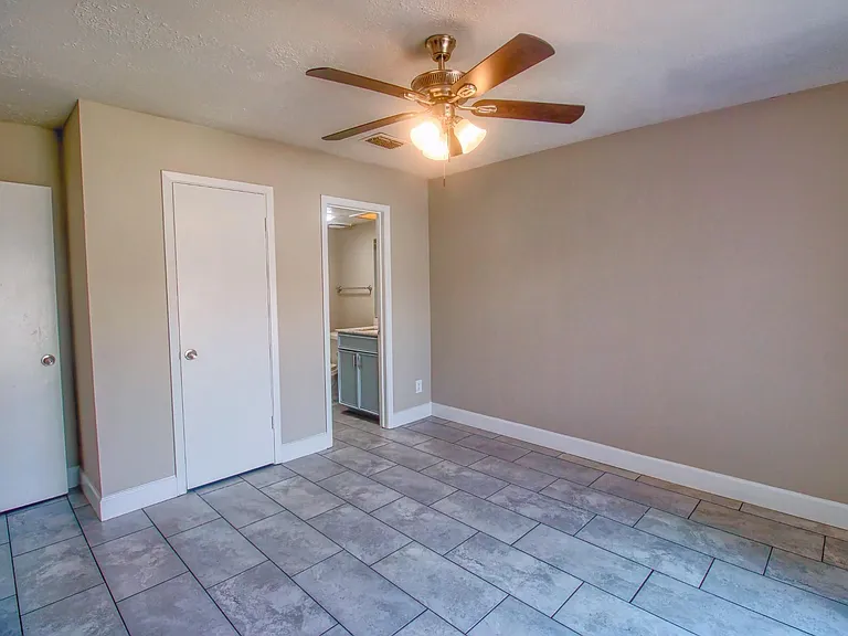 6393 S Briar Bayou Dr — Photo 16