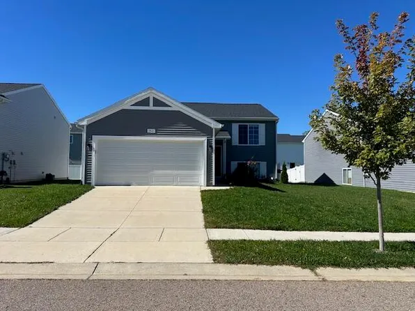 2849 Jordan River Dr, Fowlerville, MI 48836