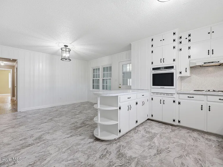 1760 John Small Ave — Photo 31