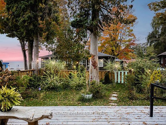 3rd image of 7 Oliver Dr