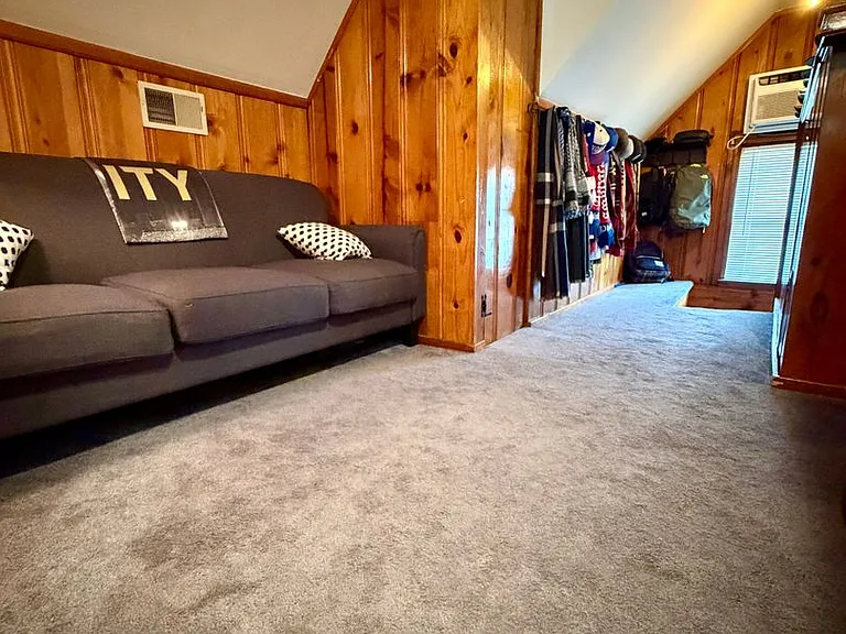 318 Lincoln Ave — Photo 50