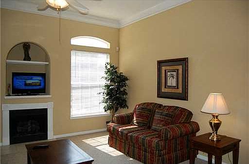 5th image of 2252 Beach Dr