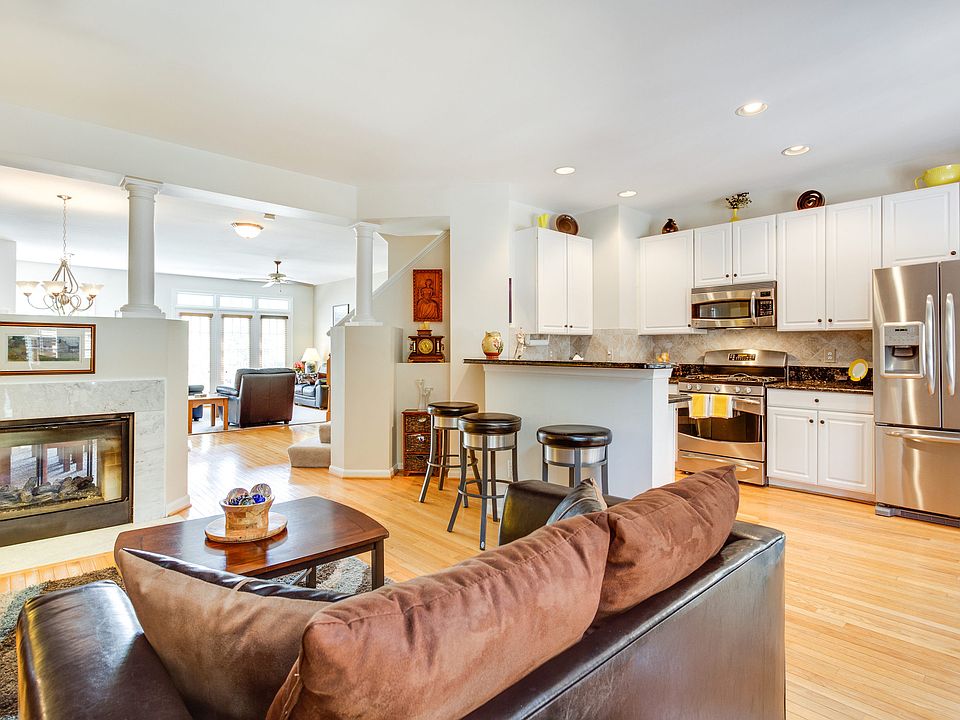 1st image of 6626 Frost Lake Ln