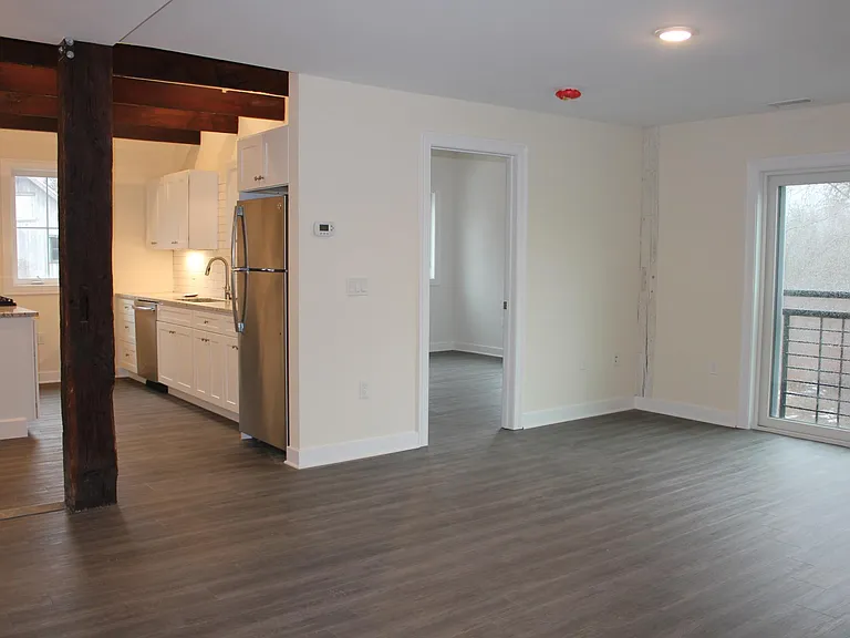 29 State St #5 — Photo 5