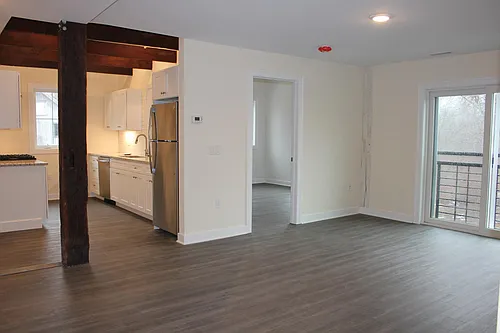 29 State St #5 Photo 1