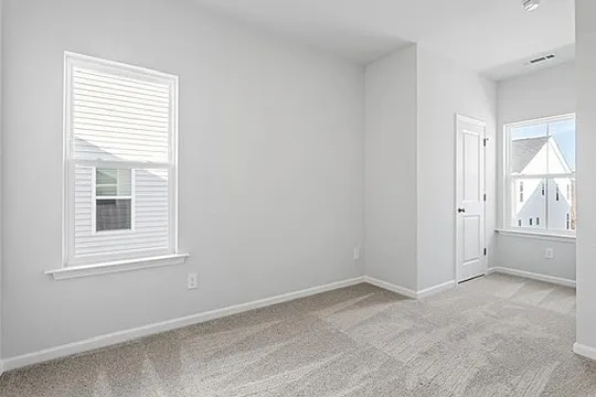 Sloan Dr — Photo 3