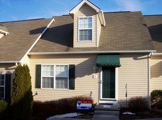 9 Province Dr, Johnson City, TN 37615
