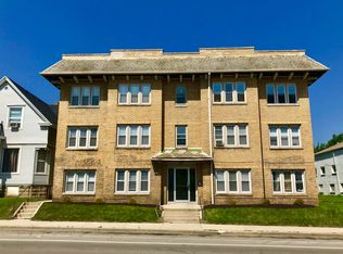 2767 N Holton St APT 4, Milwaukee, WI 53212