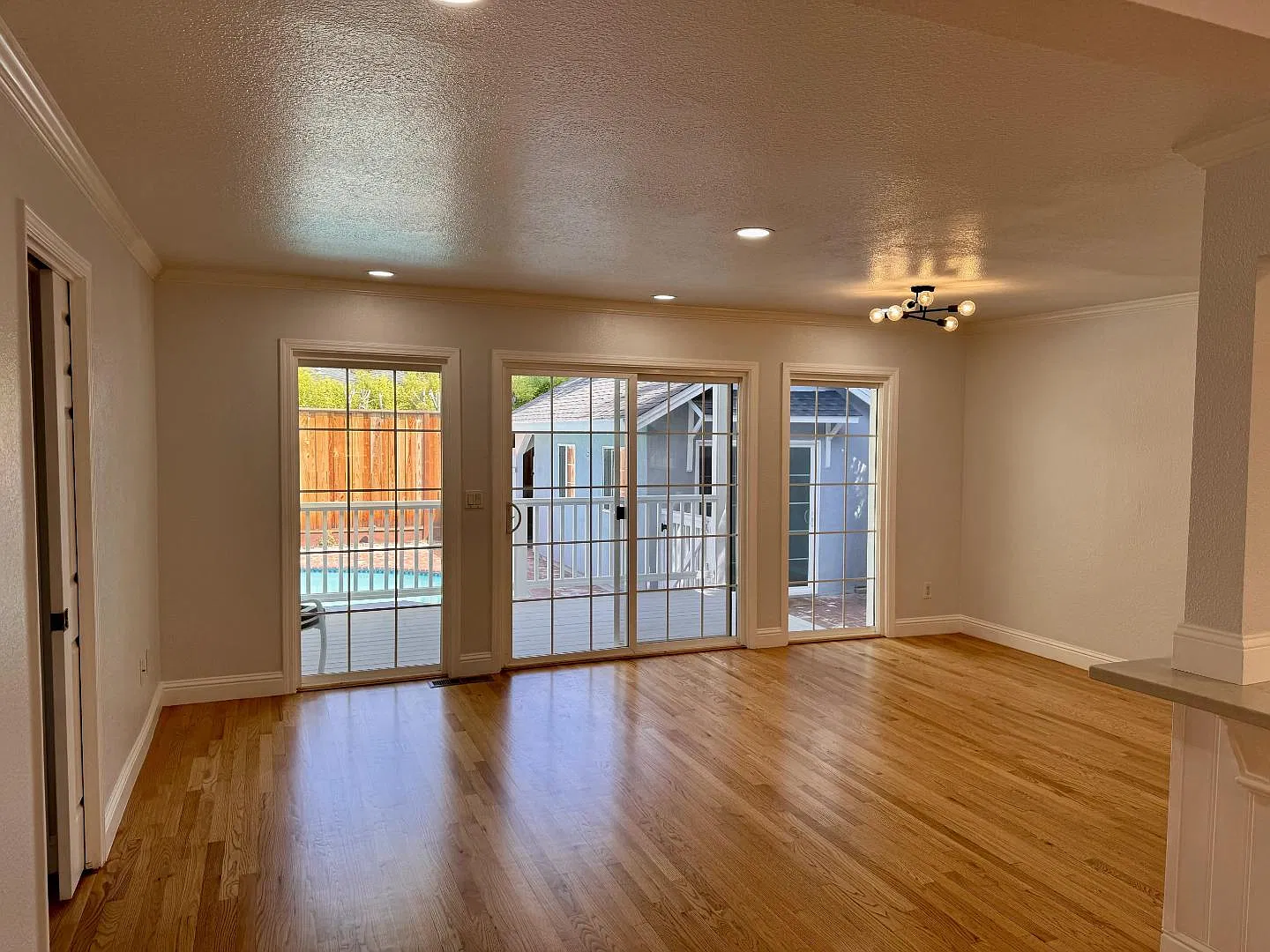 1030 Cloud Ave — Photo 4
