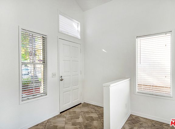 3rd image of 2169 Cedar Glen Cir